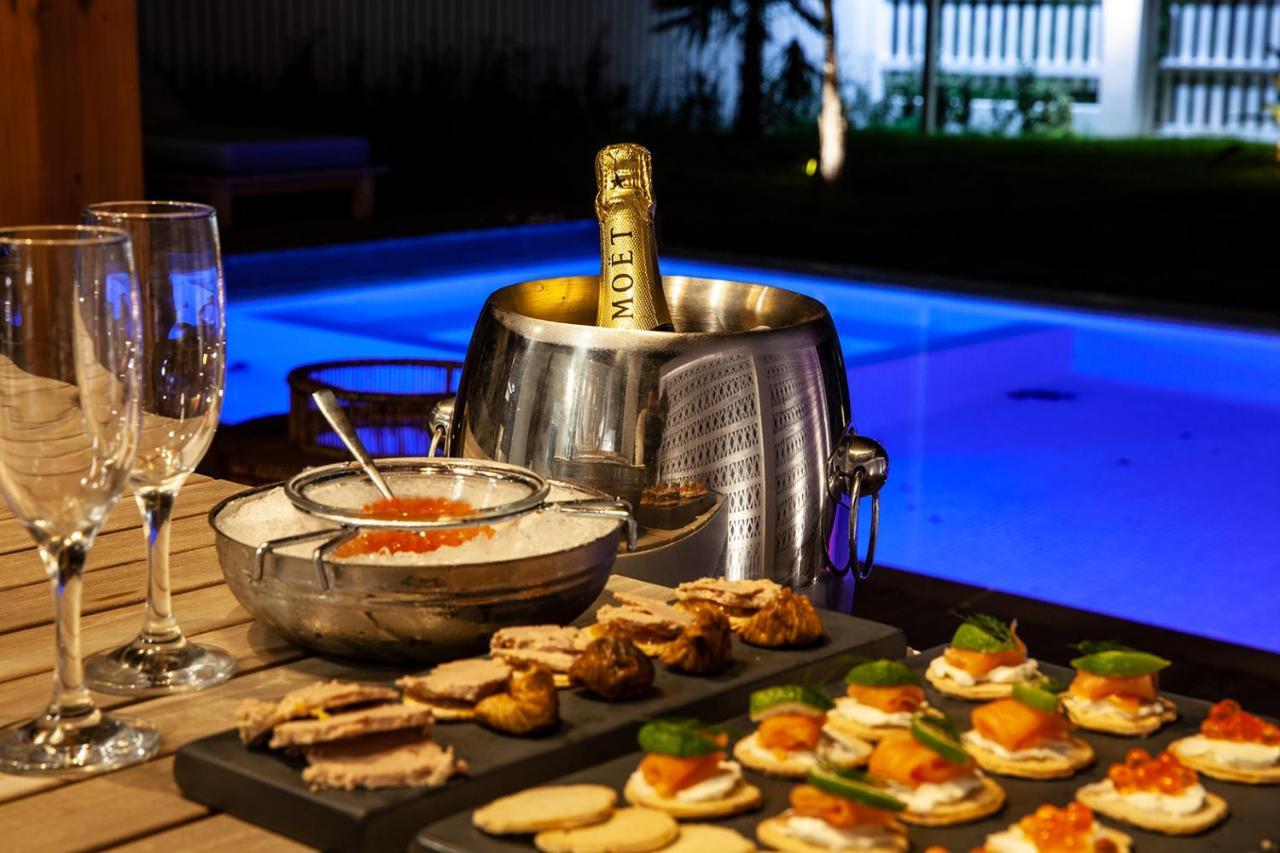 Sun 'n Chill, Boutique & 3* Melíkia